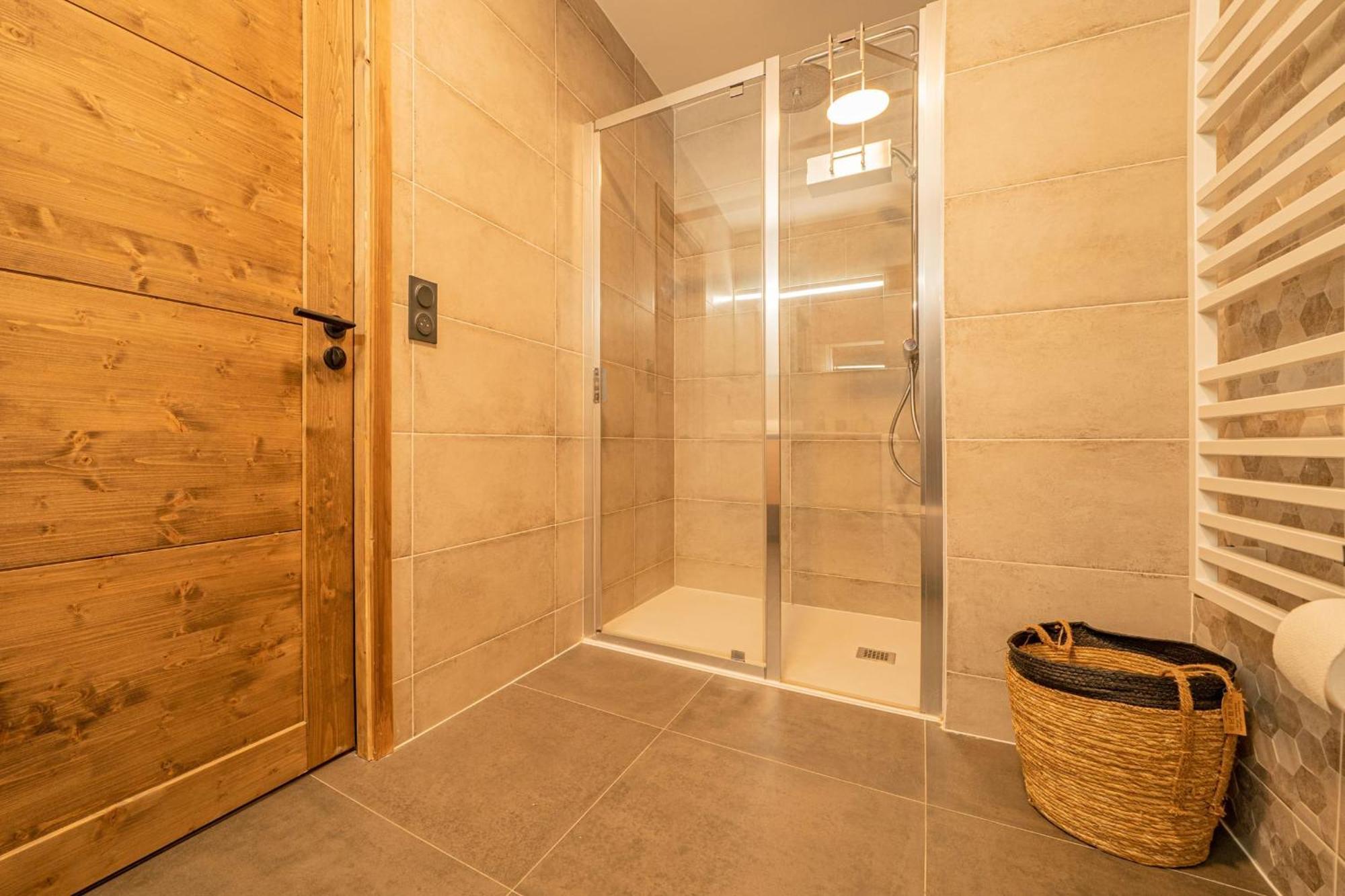 Perle Blanche - Brand New 2 Bedroom Apartment Perfectly Located Chamonix Kültér fotó